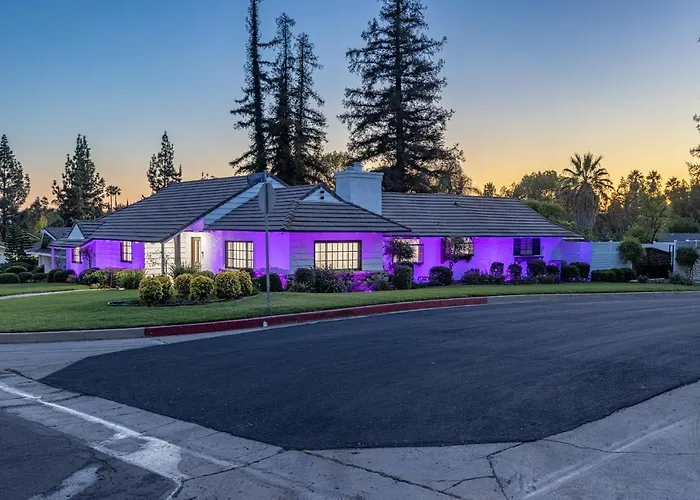 Stunning, Newly Remodeled Bright Home