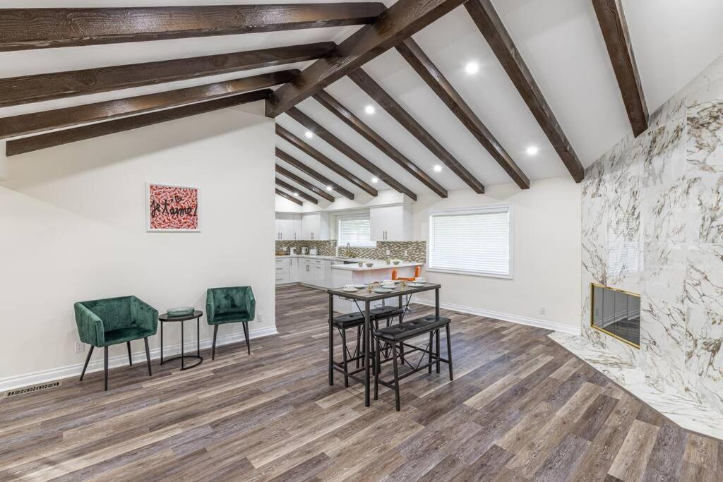 Villa Stunning, Newly Remodeled Bright Los Angeles